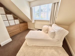 Photo 32- click for photo gallery